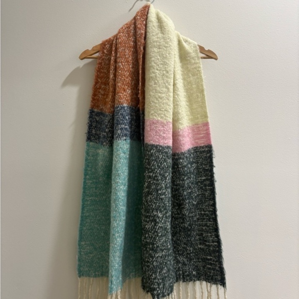 Sonoma Cozy Multicolor Blanket Scarf